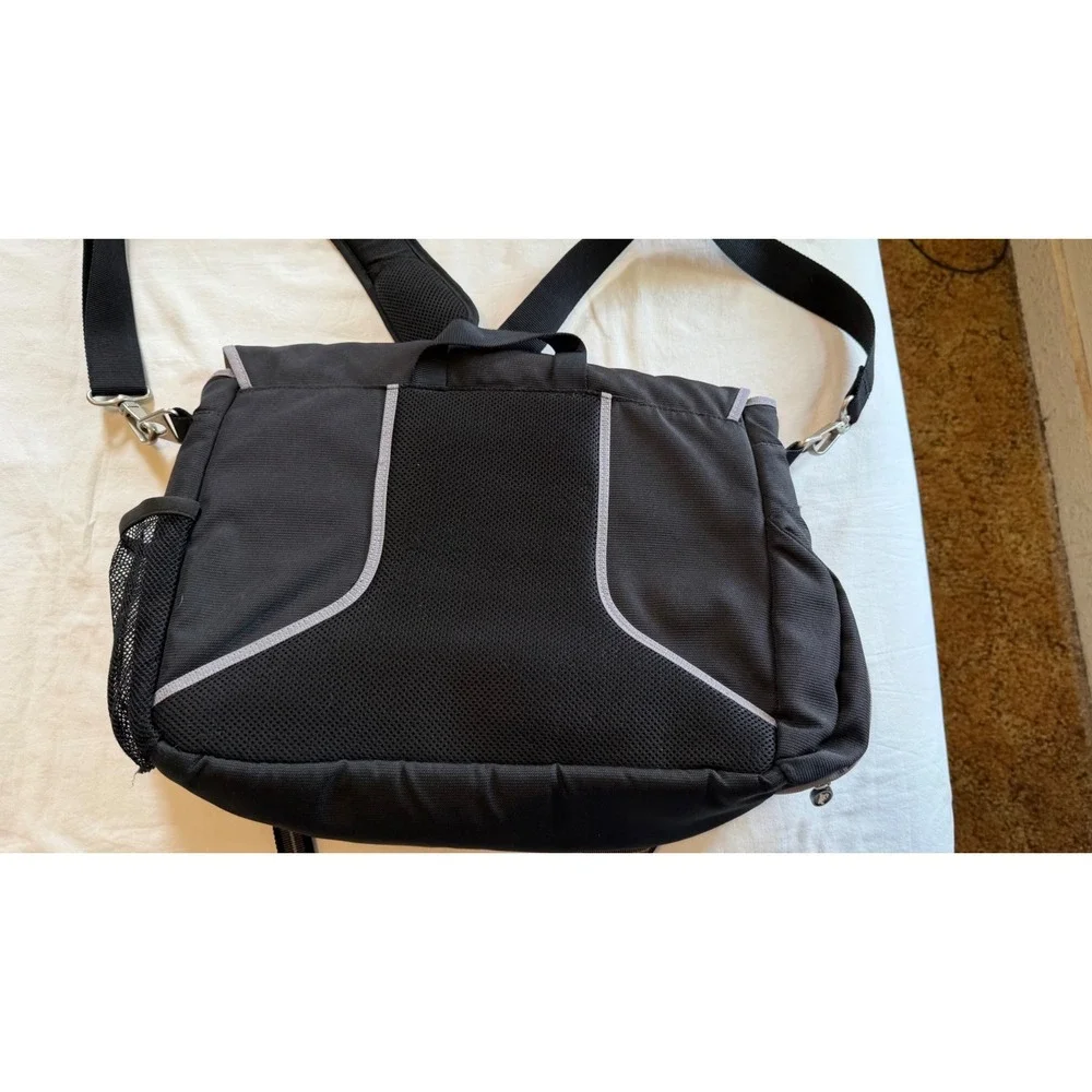 Titleist Messenger Bag Black Nylon Laptop Case Crossbody Golf Travel Briefcase